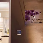 Gerasimos Dream House - 7 Minutes From The Airport Lägenhet *
