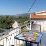 Apartment Gerasimos Dream House - 7 Minutes From The Airport *