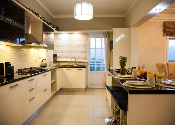 Gerasimos Dream House - 7 Minutes From The Airport